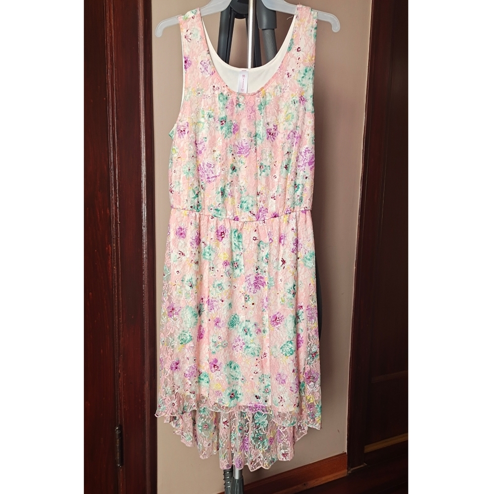 Floral lace dress